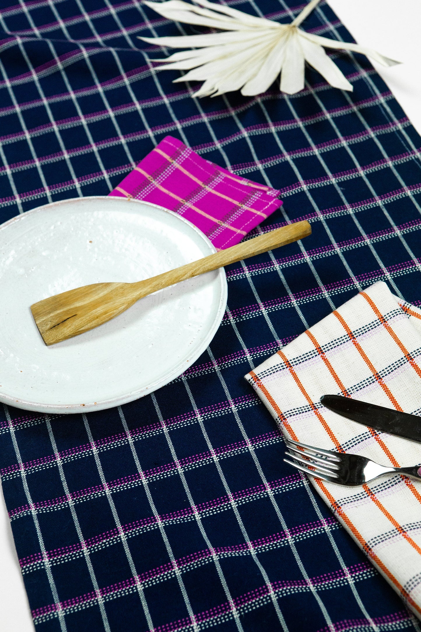 San Lucas Plaid Navy Table Runner