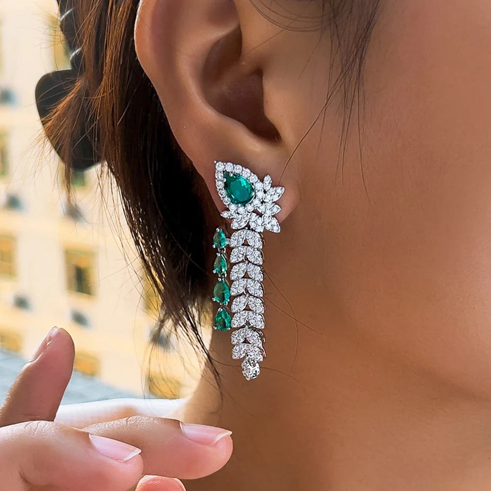 CWWZircons Dangling Leaf Drop Green Cubic Zirconia Luxury Long Earrings  for Women Beautiful Wedding Banquet Party Jewelry CZ959
