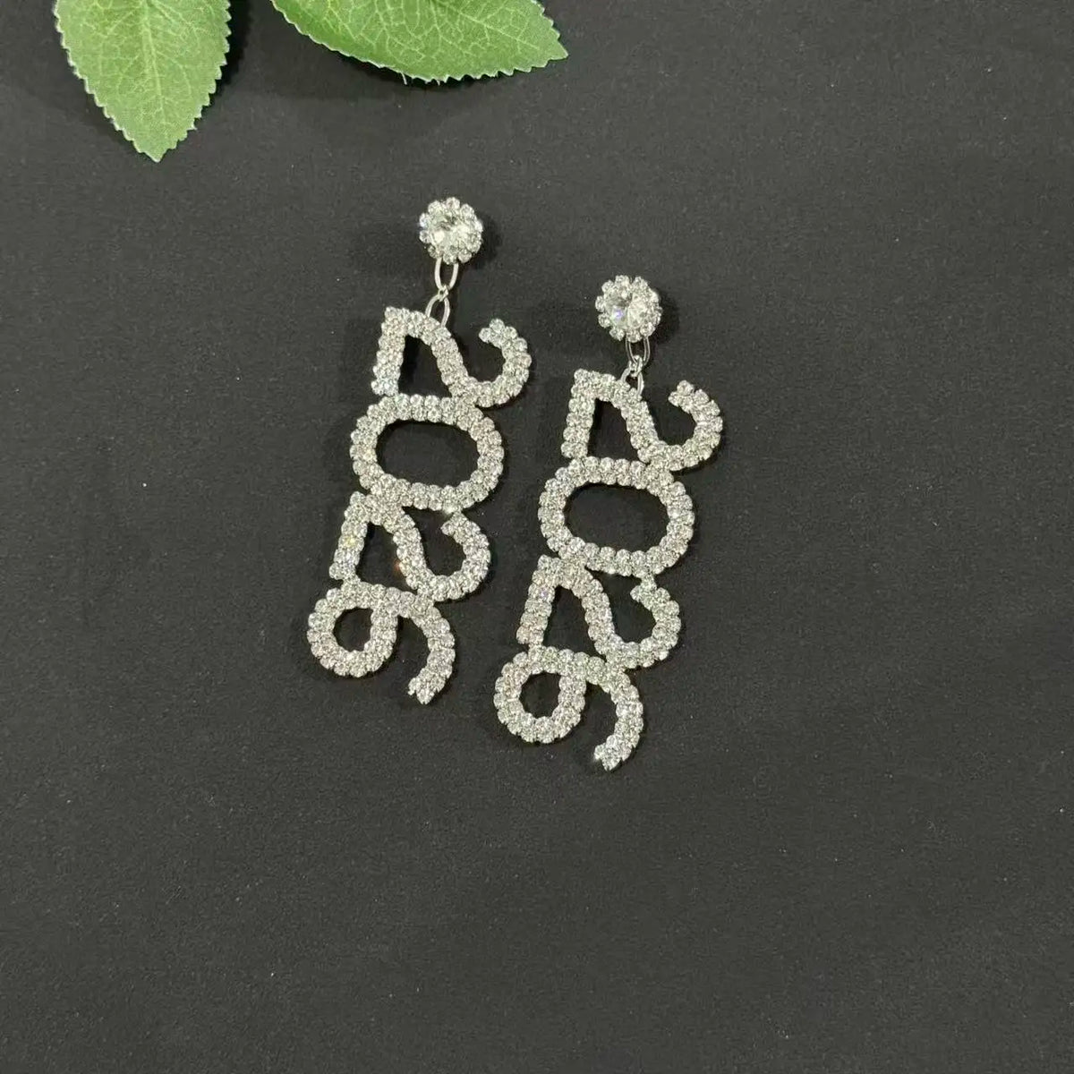 New Full Diamond New Year's Number 2026 Earrings, Christmas Gifts, Personalized Water Diamond Earnail Accessories