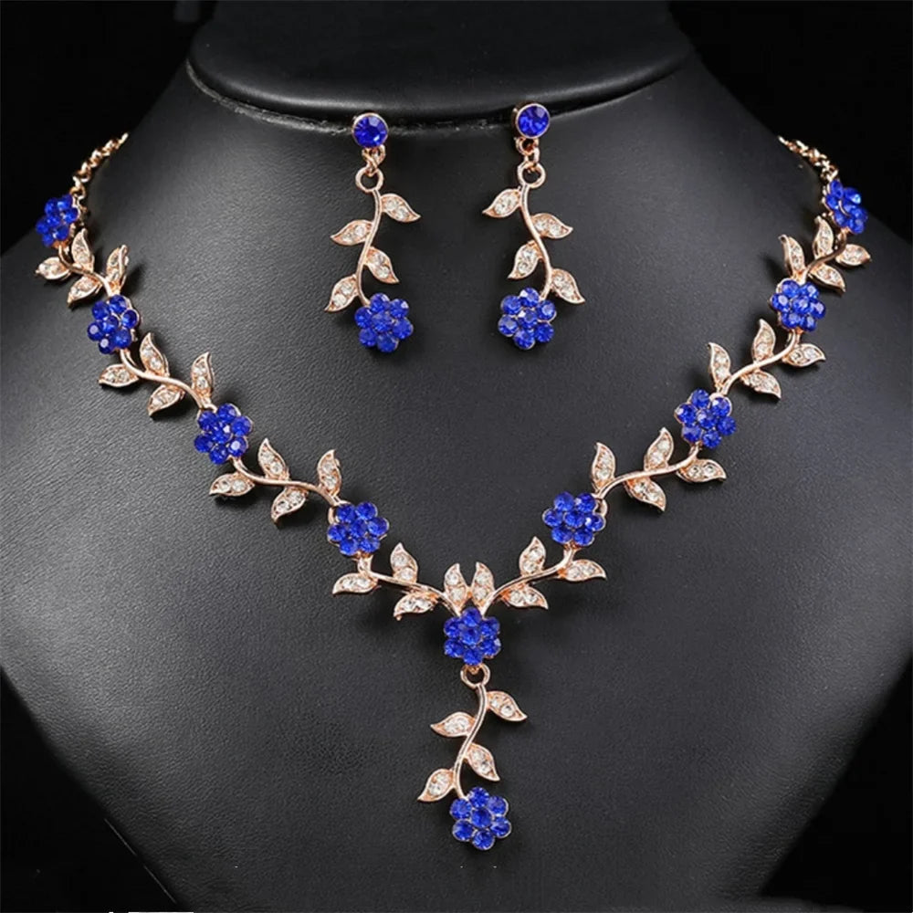 Sweet Jewelry Set Exquisite Rhinestone Pendant Banquet Party Women Fashion Romantic Crystal Necklace Earring Accessory Set