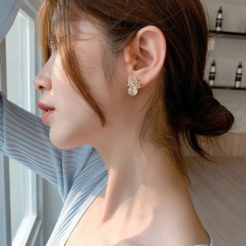 Flower Rhinestones Opal Stud Earrings for Women Small Exquisite Sweet Advanced Earring Charms Jewelry Gifts Wholesale C