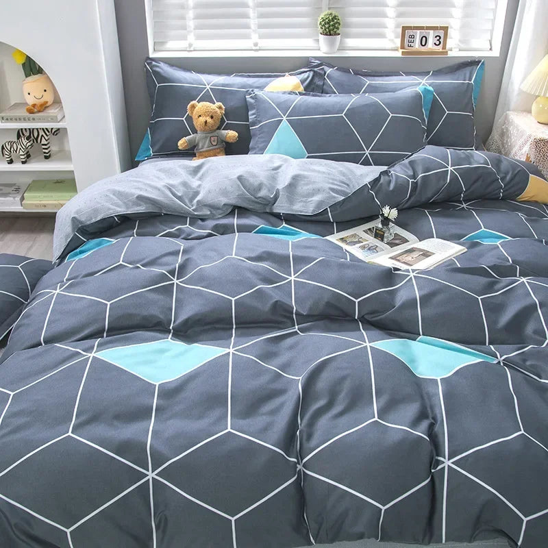Lovely Cartoon King Size Duvet Cover Set 220x240 Skin Friendly Double Bed Quilt Cover Blanket Comforter Cover and Pillowcase