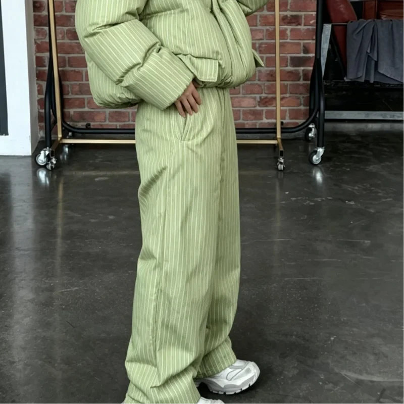 Women's Striped Puffer Jacket Two Piece Set Detachable Hood Cropped Puffer Coat Wide Leg Pants Outfit 2026 Winter Casual Coats