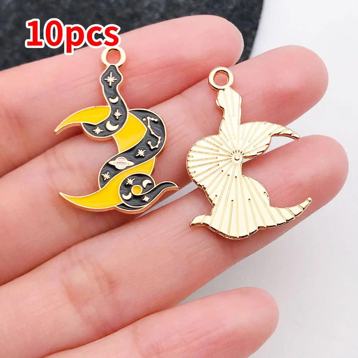 Mix 10/20 pcs of Alloy Enamel Halloween Charms Pendants, Suitable for DIY Necklace, Earring, Keychain Jewelry Making Accessory.
