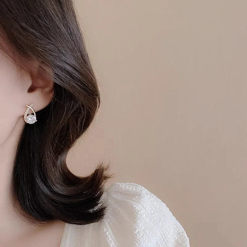 Shiny Micro-inlaid Rhinestone Earrings Ladies Fashion Delicate Geometric Cross Stud Earring Daily Life Party Ear Accessory C
