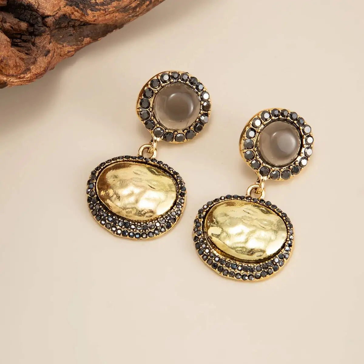 New Trendy Geometric Oval Drop Earrings Women Luxury Vintage Classic Metal Pendant Earring Party Accessory Jewelry Gift