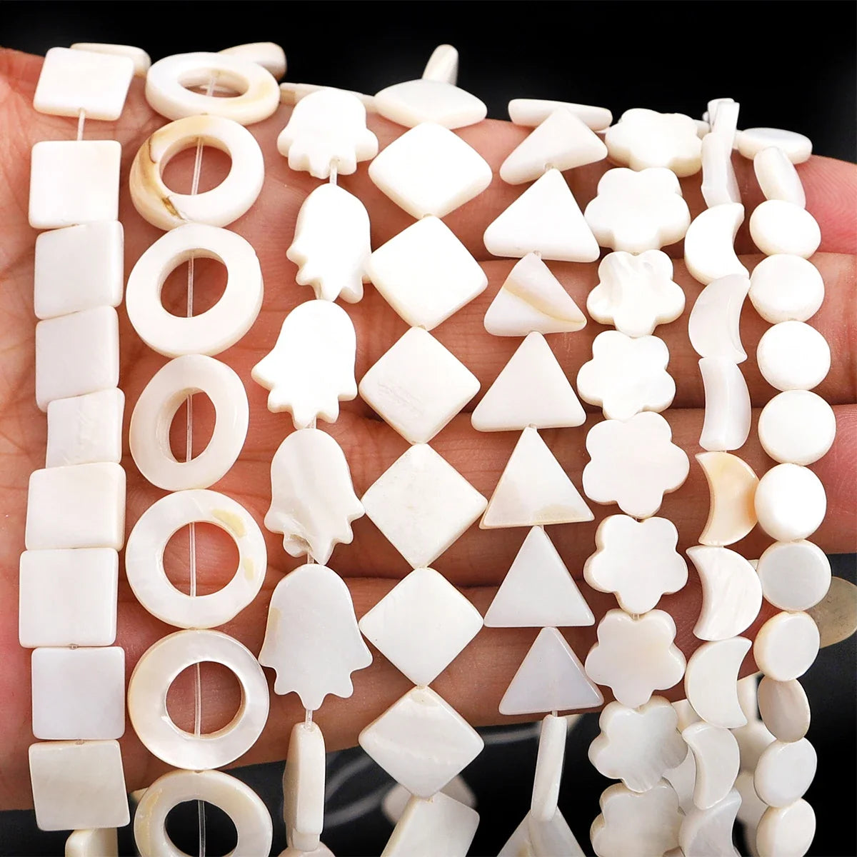 Natural Shell Beads Mother of Pearl Love Star Oval Round Flat Loose Spacer Beads for Jewelry Making DIY Charm Bracelet Necklace