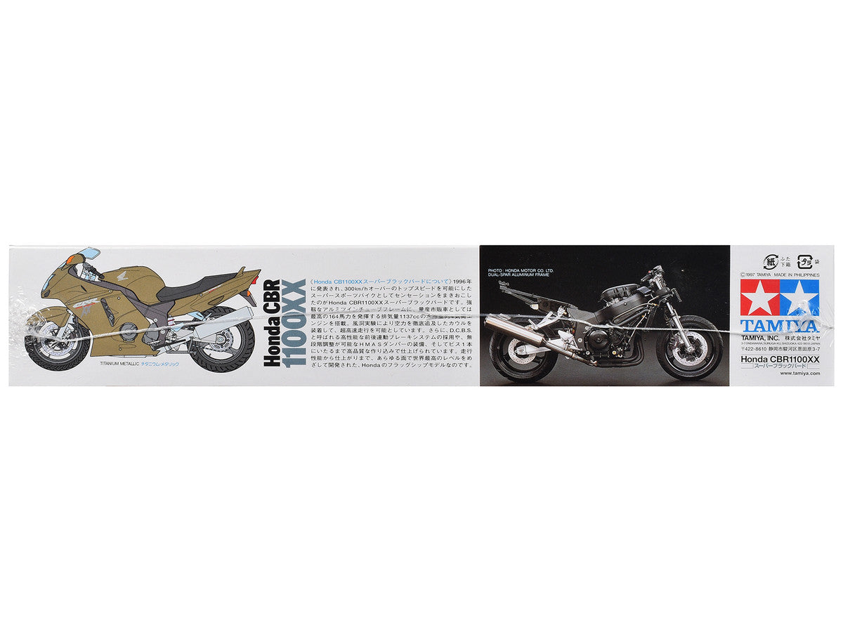 Model Kit Honda CBR 1100XX Motorcycle 1/12 Scale Model by Tamiya