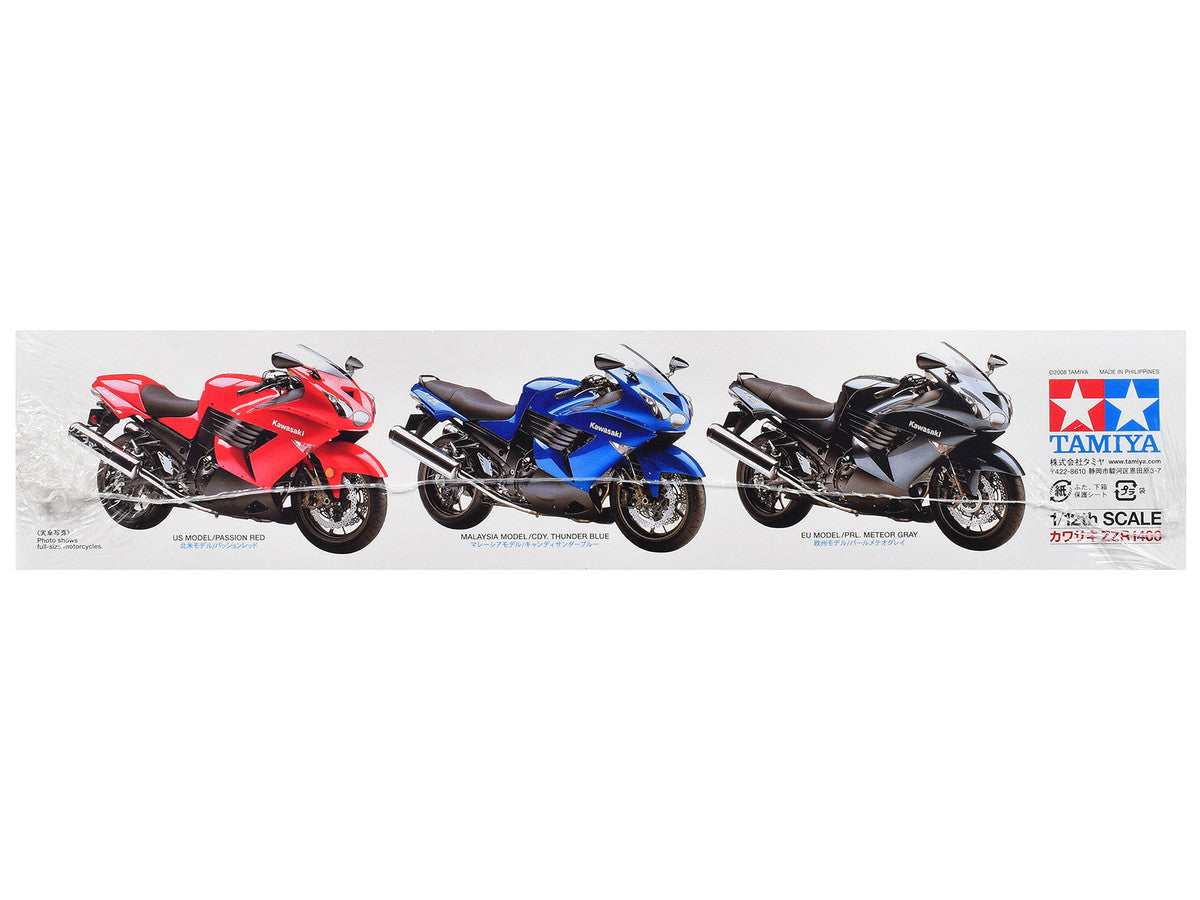 Model Kit Kawasaki ZZR 1400 Motorcycle 1/12 Scale Model by Tamiya