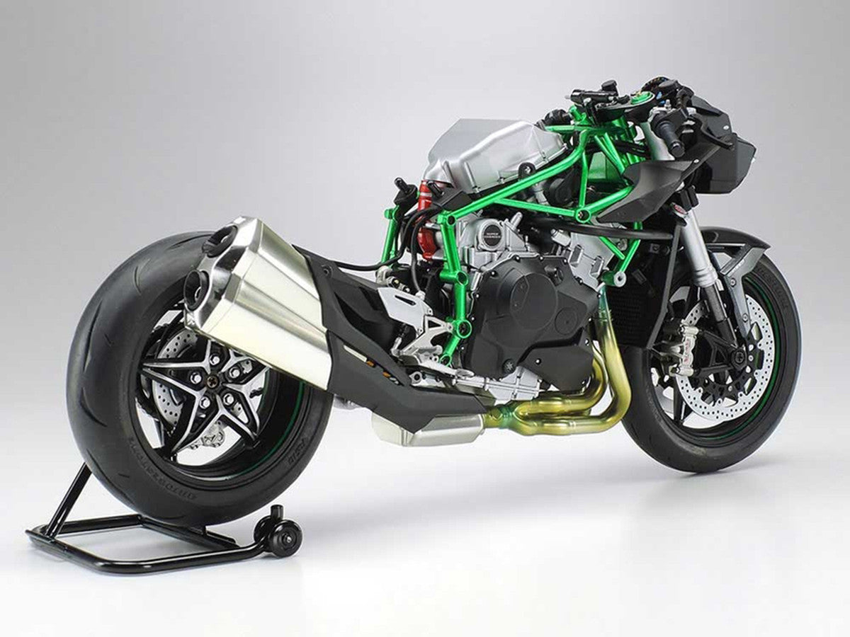 Model Kit Kawasaki Ninja H2 Carbon Motorcycle 1/12 Scale Model by Tamiya