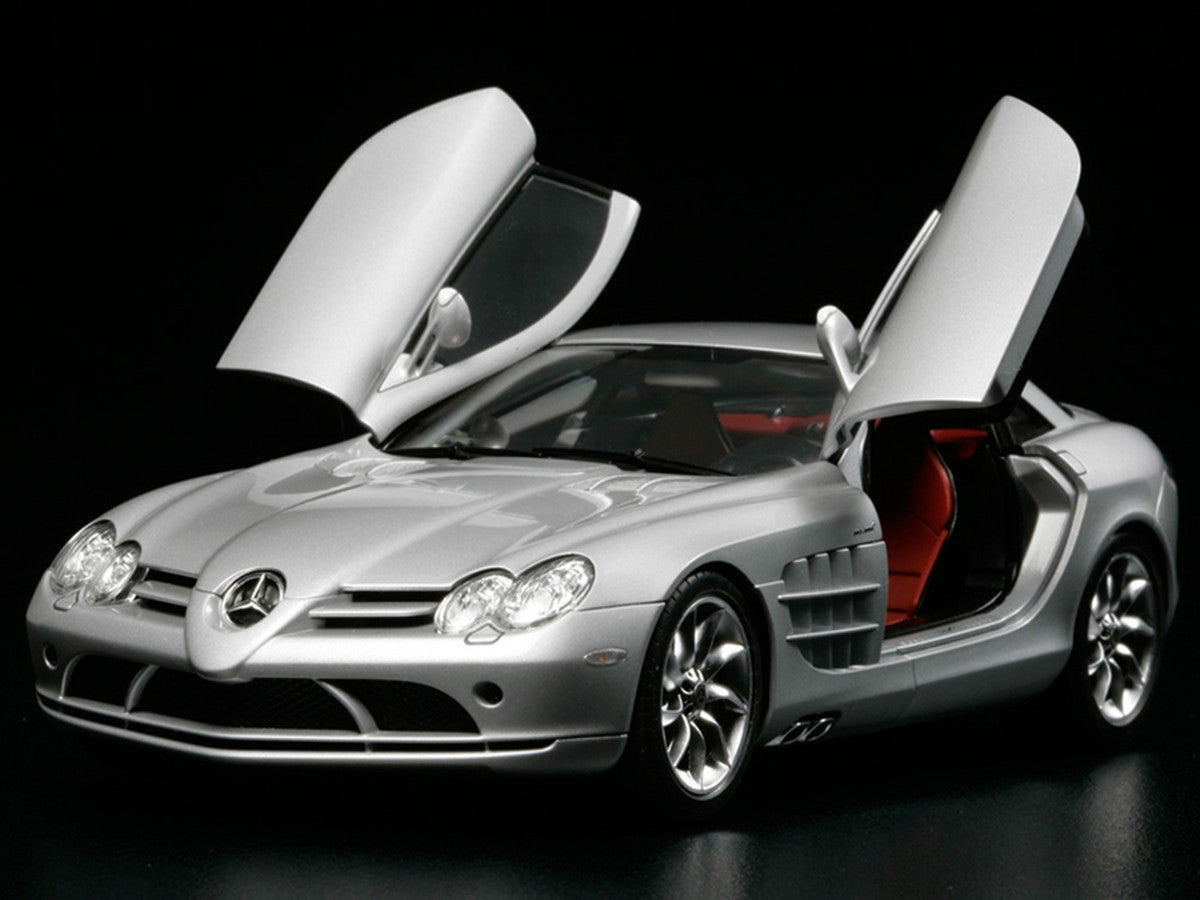 Model Kit Mercedes-Benz SLR McLaren 1/24 Scale Model by Tamiya