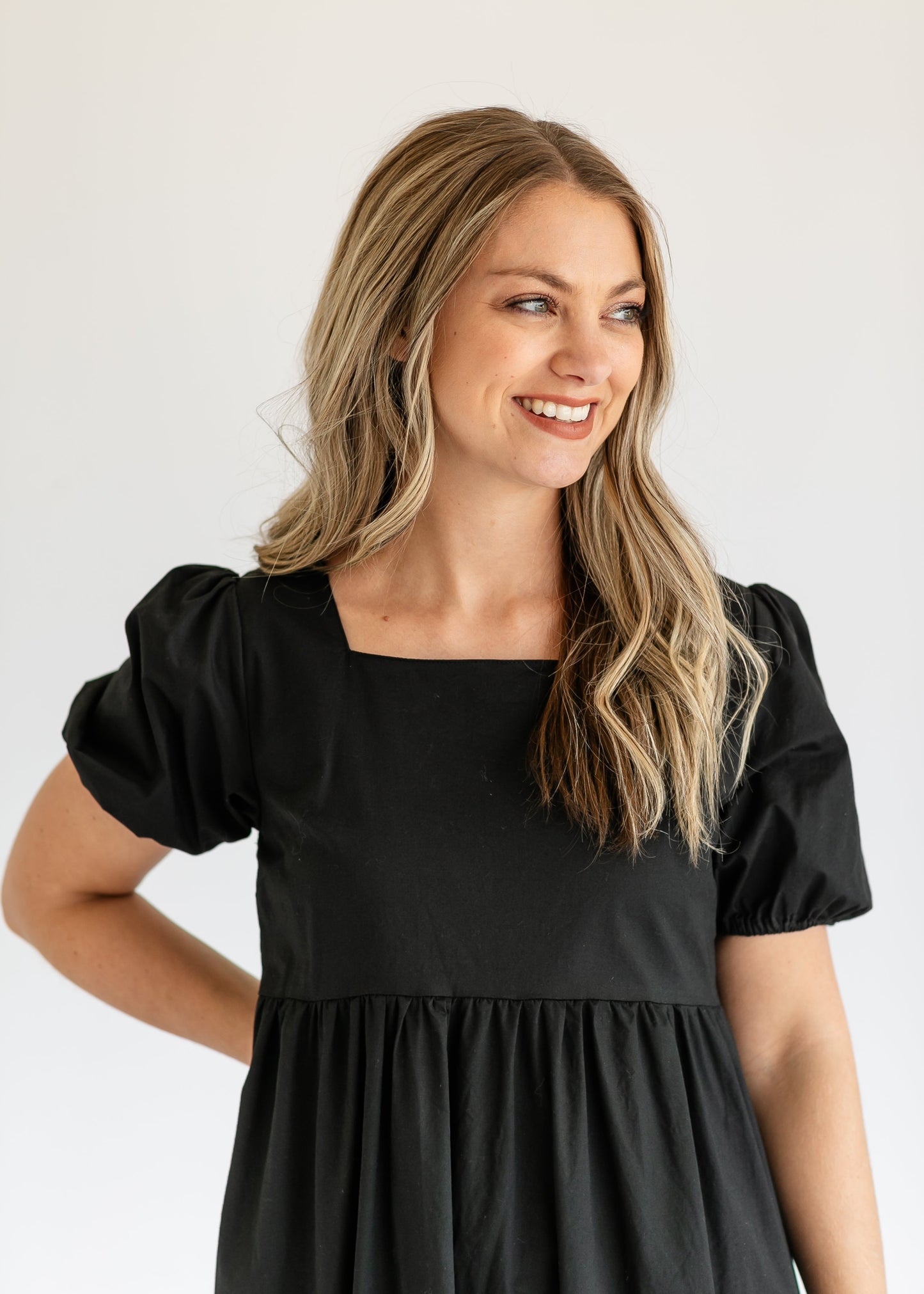Ava Square Neck Midi Dress