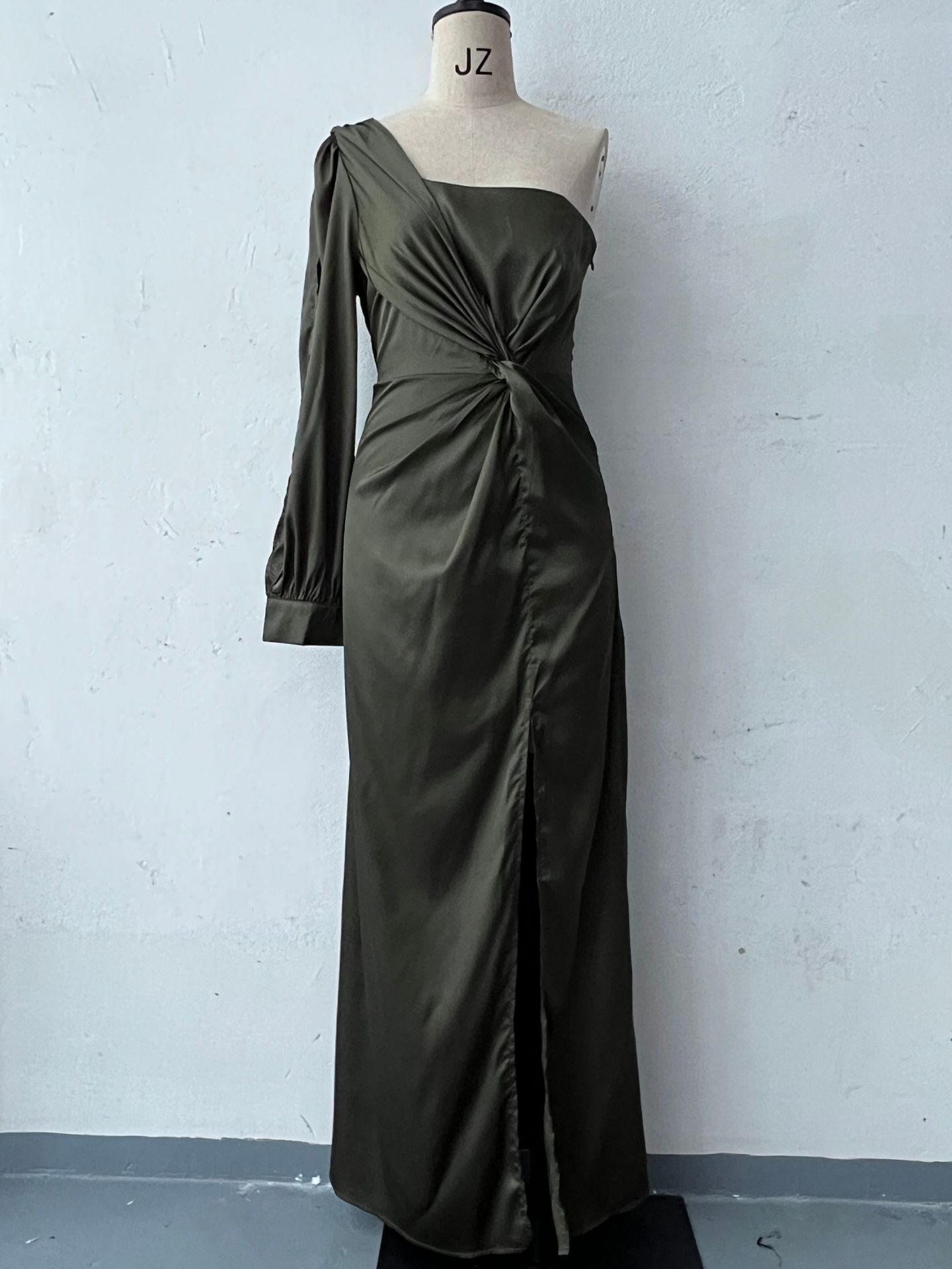 Women's One-shoulder Split Dress Ins Fashion Long-sleeved Slim Long Dresses Party Evening Clothing