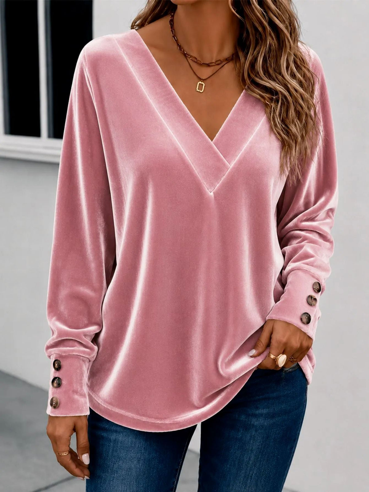 Annuo 2026 New Fall European American Women V-Neck Velvet Button Long Sleeve Top