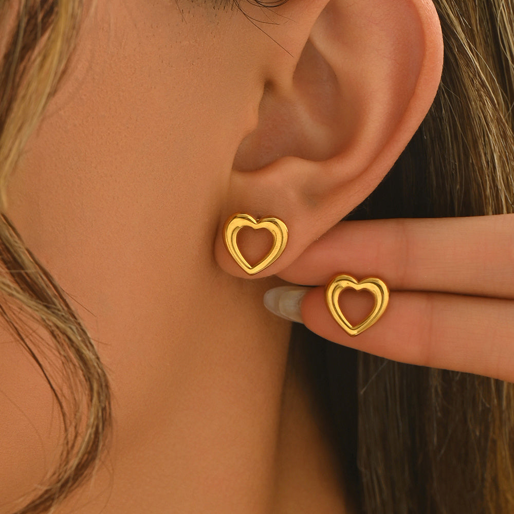 Lxalry 18K Gold Plated Heart Earrings   Stainless Steel Hypoallergenic Jewelry For Women  Skin Safe Everyday & Gift Luxury For Wife Mom Girlfriend  Valentine S Day Charm With Tarnish Free Glow