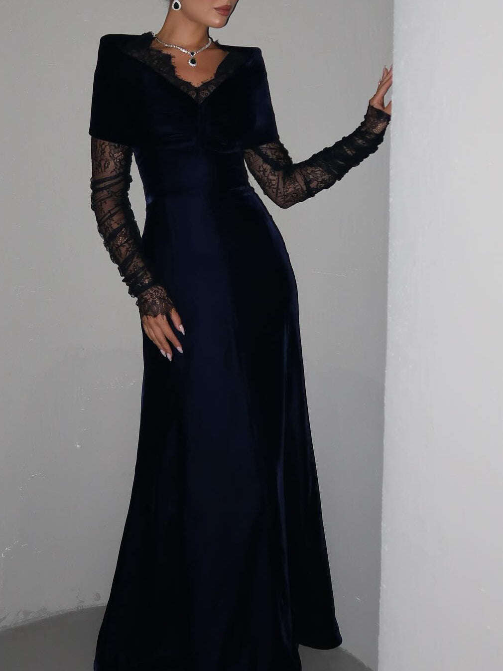 Navy Blue Velvet Lace Long-Sleeve Gown
