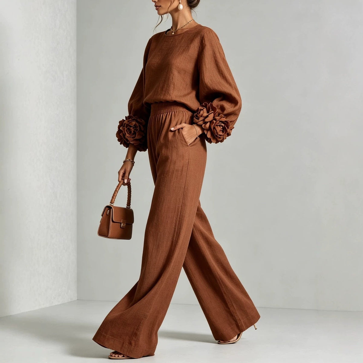 2026 New Beige European And American Style Floral Cuff Top And Wide Leg Pants Set